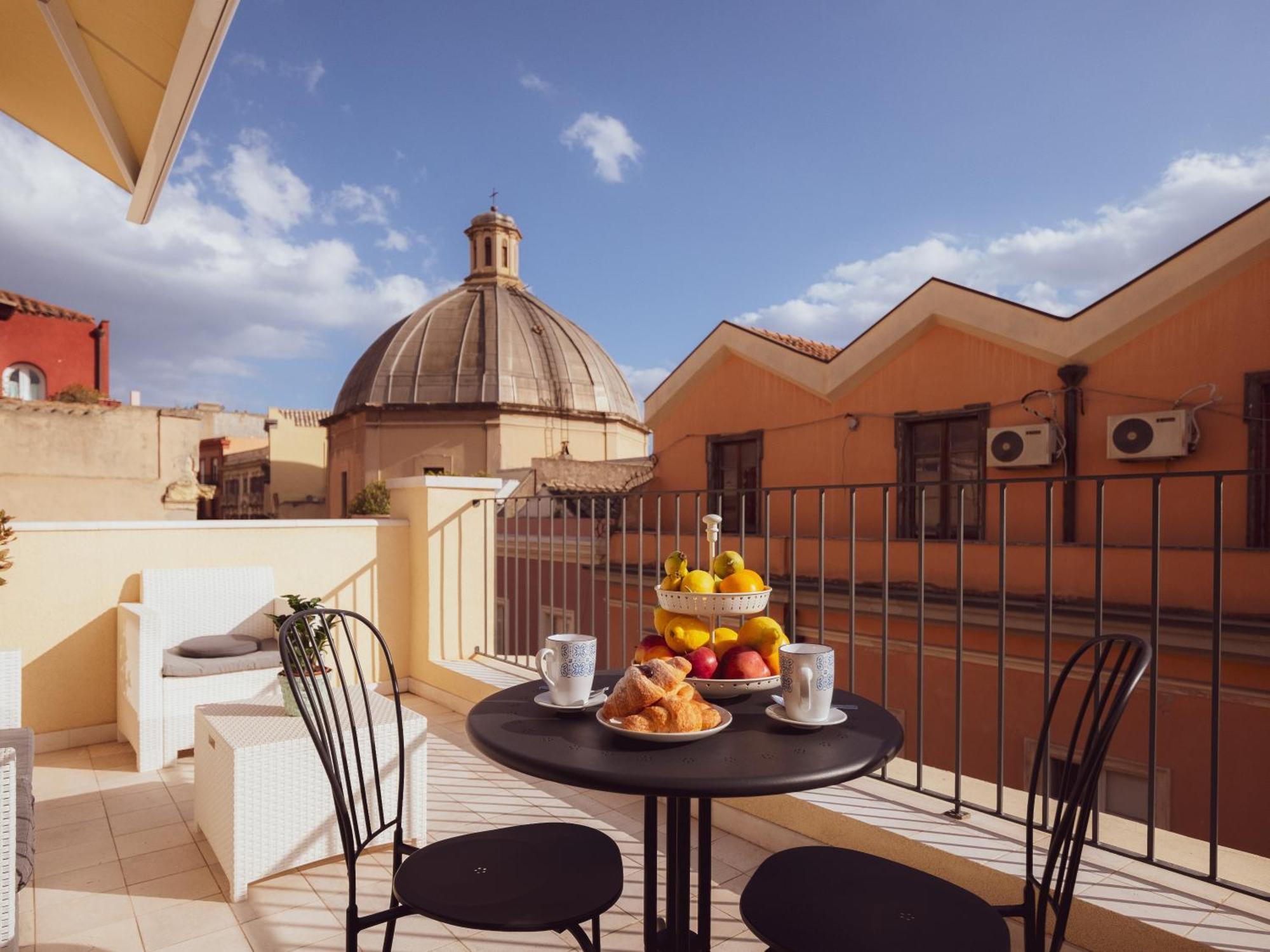 Luxury La Terrazza In Pieno Centro In Apartment