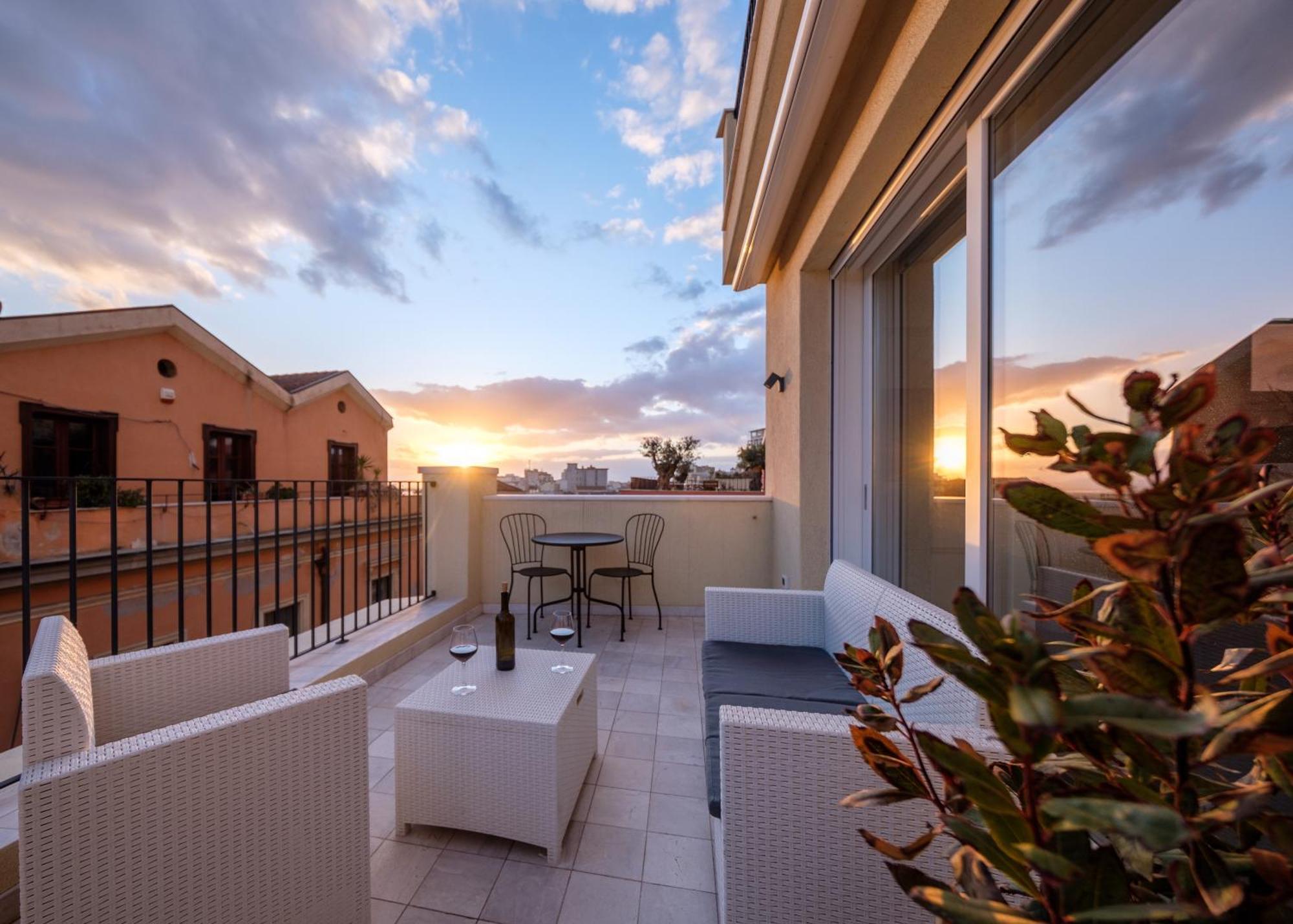 Luxury La Terrazza In Pieno Centro In Apartment Cagliari